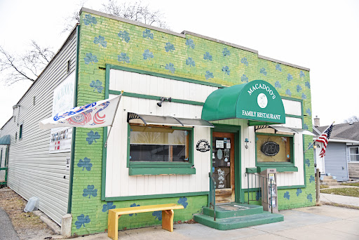 Macadoo's Family Restaurant